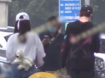 雨中跪成泥，毕雯珺为车祸戏倾力付出
